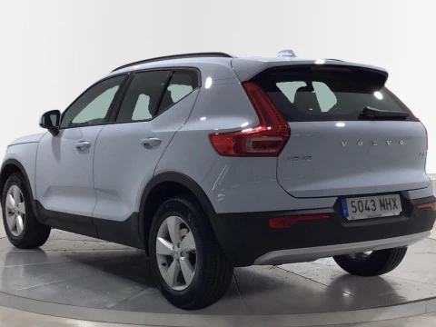Volvo XC40 2.0 B3 G Essential Auto