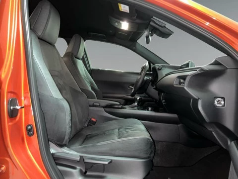 Lexus UX 2.0 250h Premium