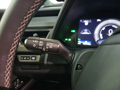 Lexus UX 2.0 250h Premium
