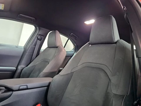 Lexus UX 2.0 250h Premium