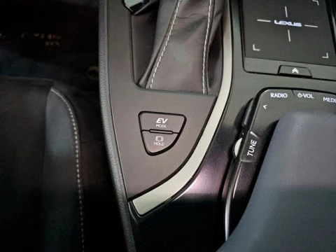 Lexus UX 2.0 250h Premium