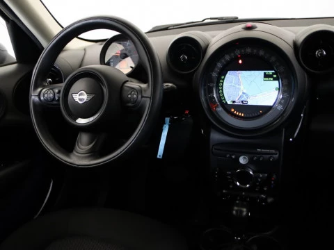 MINI COUNTRYMAN 2.0 COOPER D AUTO 5P