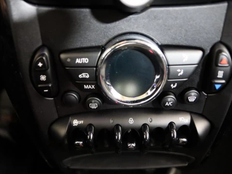 MINI COUNTRYMAN 2.0 COOPER D AUTO 5P