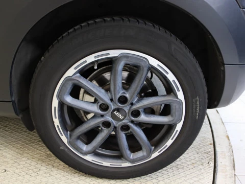 MINI COUNTRYMAN 2.0 COOPER D AUTO 5P