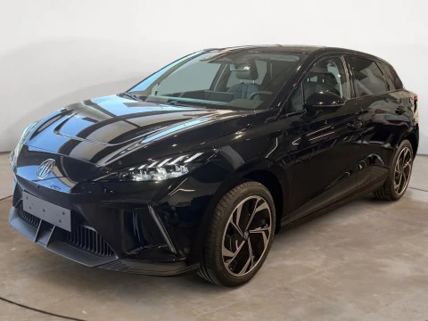 MG4 64kWh Luxury