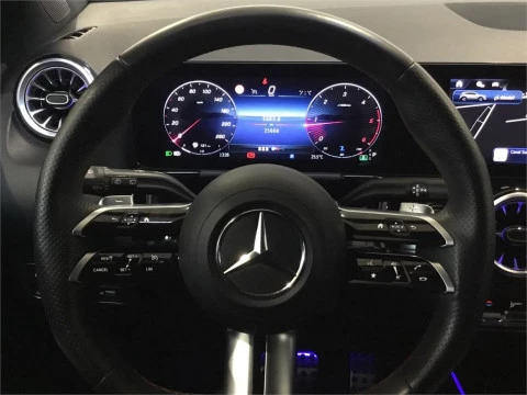 Mercedes-Benz GLA 200 D