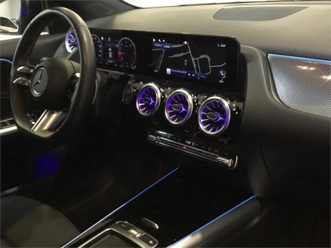 Mercedes-Benz GLA 200 D