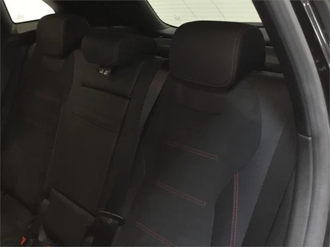 Mercedes-Benz GLA 200 D