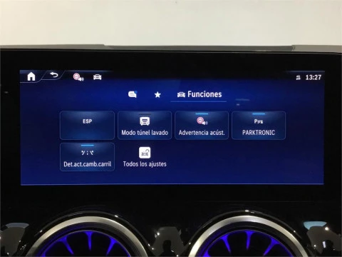 Mercedes-Benz GLA 200 D