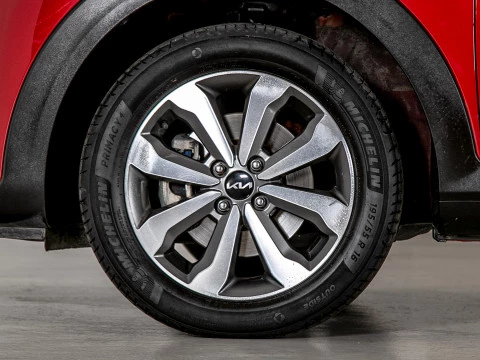 Kia Stonic 1.2 DPi 62kW (84CV) Concept