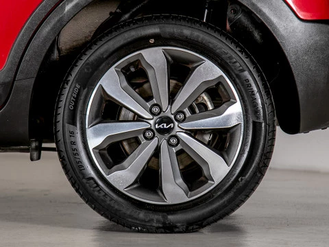 Kia Stonic 1.2 DPi 62kW (84CV) Concept