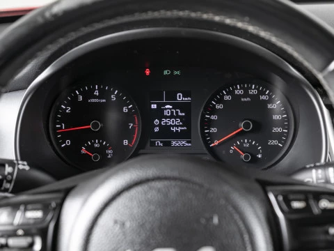 Kia Stonic 1.2 DPi 62kW (84CV) Concept