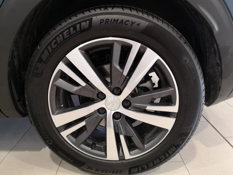 Peugeot 3008 Hybrid 225 e-EAT8 Allure Pack