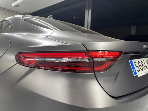 Maserati GranTurismo Trofeo V6 550CV AWD