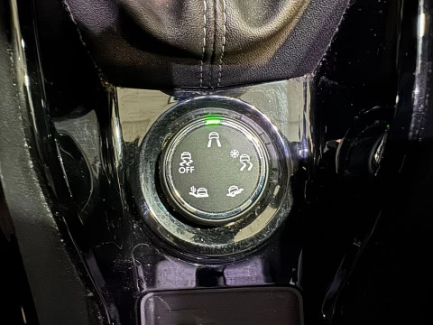 Peugeot 2008 1.6 BLUEHDI S&S ALLURE 120