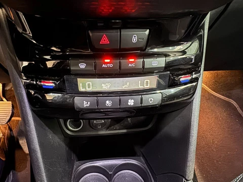 Peugeot 2008 1.6 BLUEHDI S&S ALLURE 120