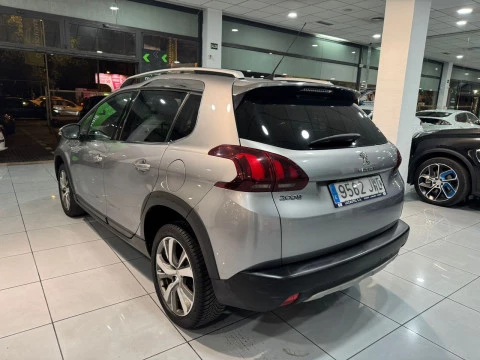 Peugeot 2008 1.6 BLUEHDI S&S ALLURE 120