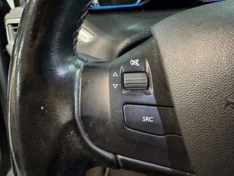 Peugeot 2008 1.6 BLUEHDI S&S ALLURE 120