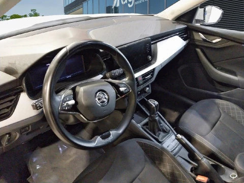 Skoda Kamiq 1.0 TSI 81kW (110CV) DSG AMBITION