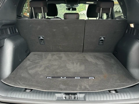 Ford Kuga ST-Line 2.5 Duratec FHEV 132kW Auto