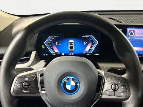 BMW iX2 xDrive30