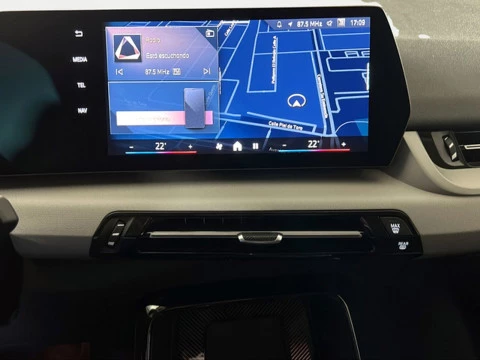 BMW iX2 xDrive30