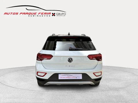 Volkswagen T-Roc Dark 1.0 TSI 81kW (110CV)