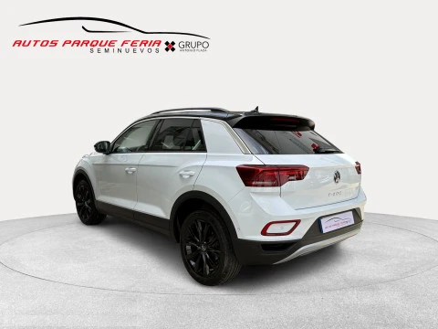 Volkswagen T-Roc Dark 1.0 TSI 81kW (110CV)