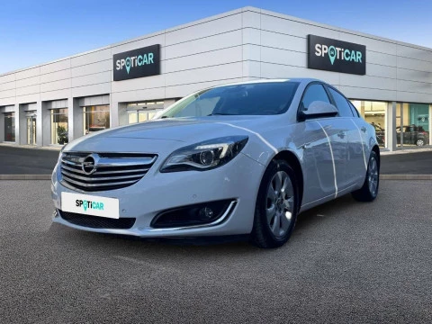 Opel Insignia 2.0CDTI ecoFLEX Start&Stop 140 Selective Opel Insignia 2.0CDTI ecoFLEX Start&Stop 140 Selective