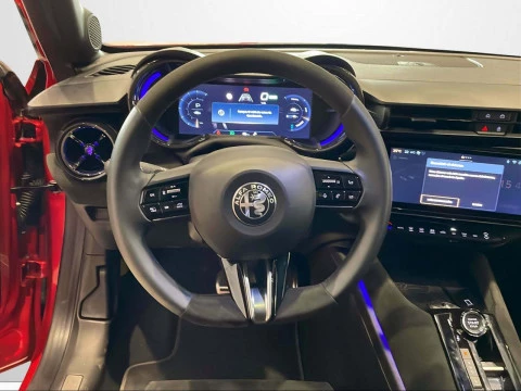 Alfa Romeo Junior Elettrica Speciale 115kW (156CV)