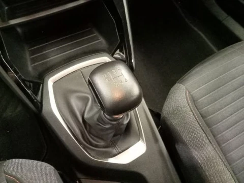 Peugeot 2008 Active BlueHDI 81kW (110CV)