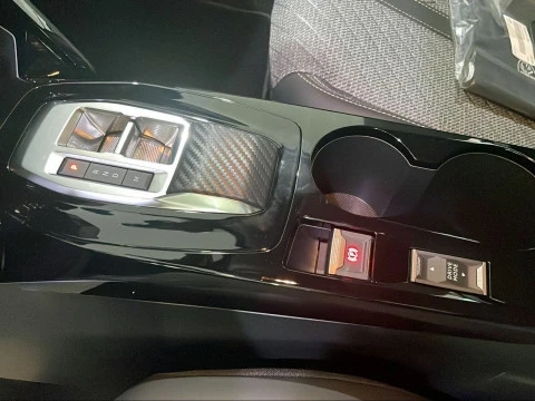 Peugeot 208 GT HYBRID 110 eDCS6