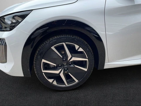 Peugeot 208 GT HYBRID 110 eDCS6