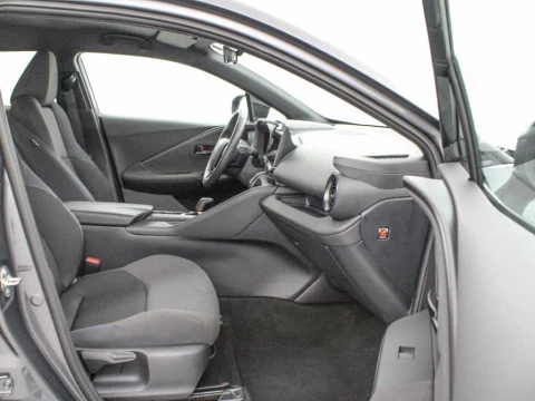 Toyota C-HR CH Toyota C-HR - NG24