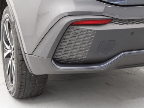 Toyota C-HR CH Toyota C-HR - NG24