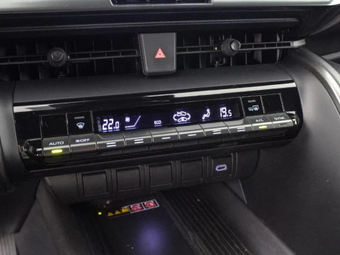 Toyota C-HR CH Toyota C-HR - NG24