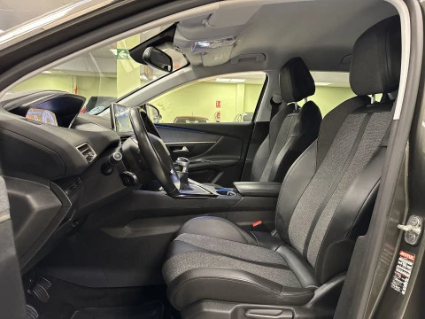 Peugeot 3008 PureTech 130 SANDS Allure 96 kW (130 CV)