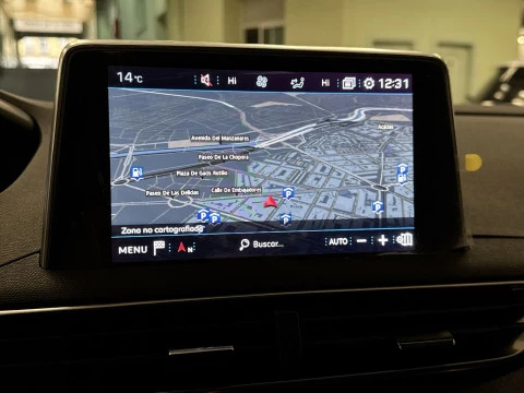 Peugeot 3008 PureTech 130 SANDS Allure 96 kW (130 CV)