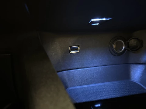 Peugeot 3008 PureTech 130 SANDS Allure 96 kW (130 CV)