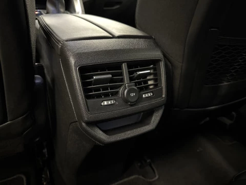 Peugeot 3008 PureTech 130 SANDS Allure 96 kW (130 CV)