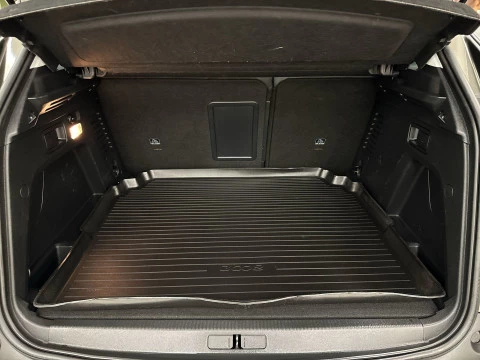 Peugeot 3008 PureTech 130 SANDS Allure 96 kW (130 CV)