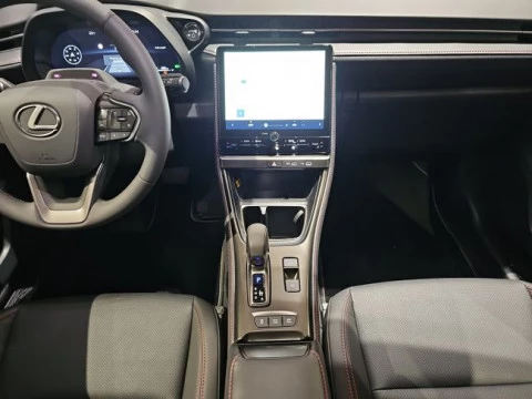 Lexus LBX 1.5 136cv HEV Elegant+ Black