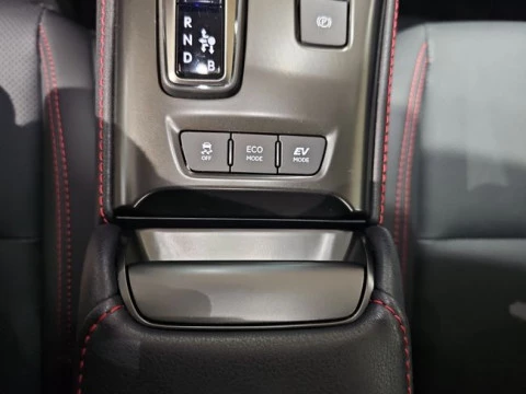 Lexus LBX 1.5 136cv HEV Elegant+ Black