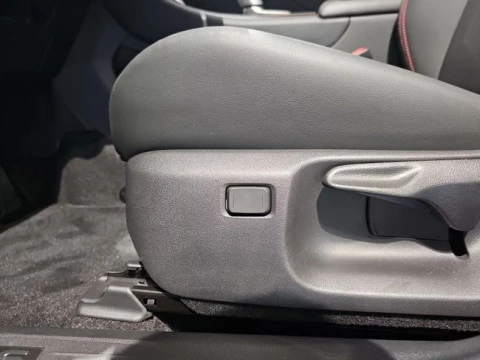 Lexus LBX 1.5 136cv HEV Elegant+ Black