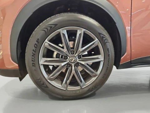 Lexus LBX 1.5 136cv HEV Elegant+ Black