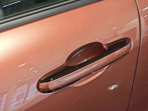 Lexus LBX 1.5 136cv HEV Elegant+ Black