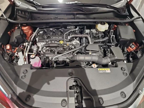 Lexus LBX 1.5 136cv HEV Elegant+ Black