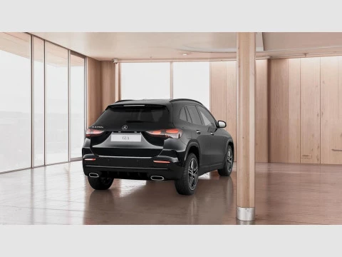 Mercedes-Benz GLA  250 e con tecnologia hibrida EQ