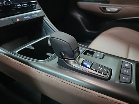 Lexus LBX 1.5 136cv HEV Elegant+