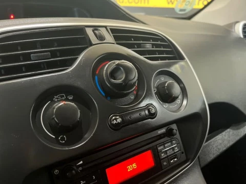 Renault Kangoo Furgón Maxi 2p Blue dCi 70 kW (95CV)
